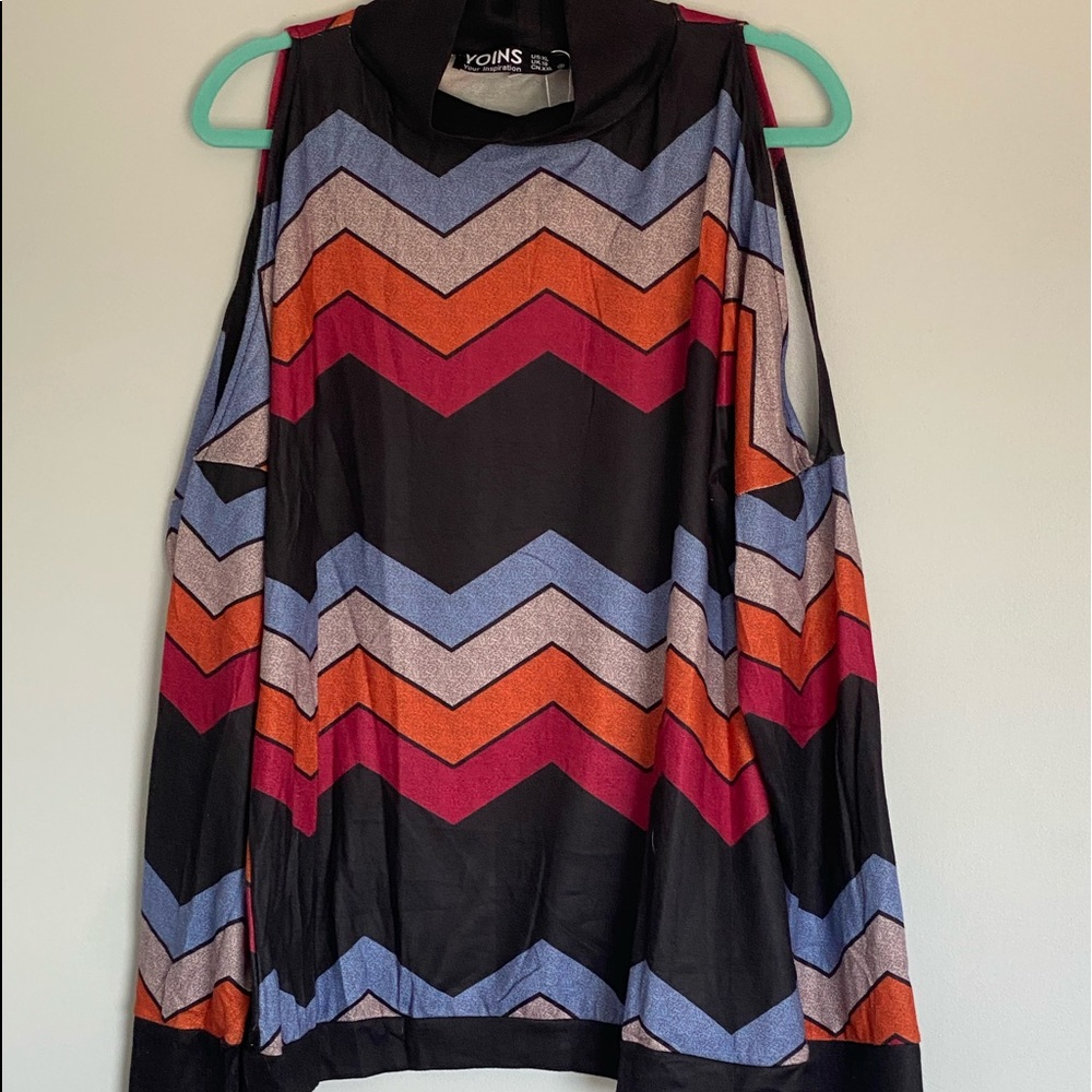 Off the shoulder long sleeve